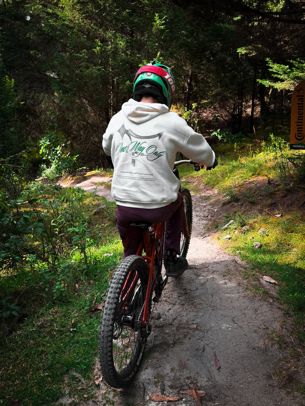 REDEMPTION HOODIE WHITE