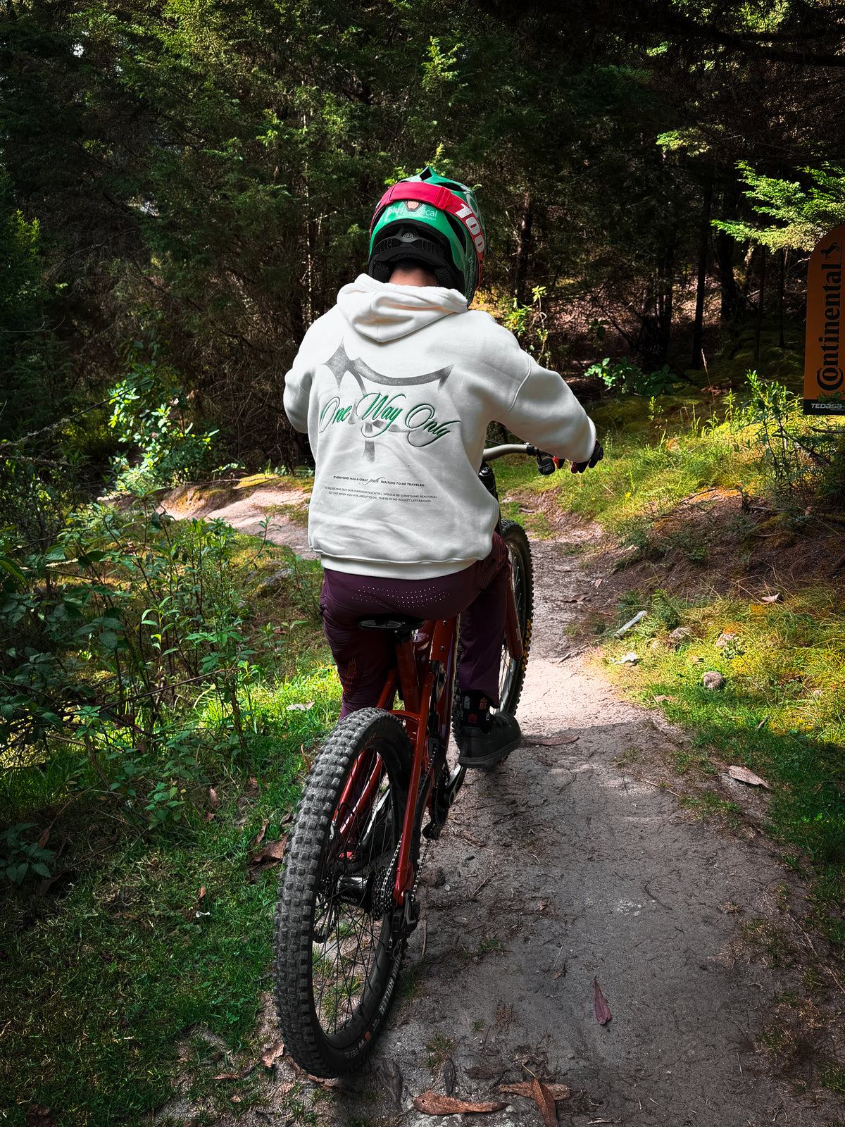 REDEMPTION HOODIE WHITE